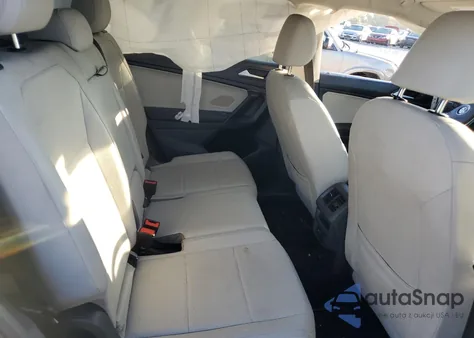 2021 Volkswagen Tiguan Se z USA, uszkodzony, nr VIN 3VV3B7AX2MM046610